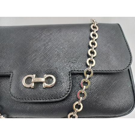  Ferragamo(󰡸) 21 B723  ǾƳ LUCIANA  ġΰ Ŭġ  ü  [ûֱõ] ̹3 - ̺ ߰ǰ